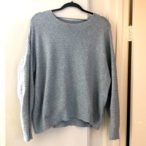 Very moda // sadella textured crewneck pul…